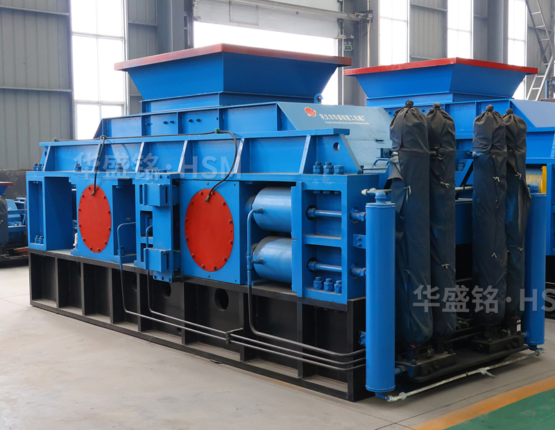 沙場用大型全液壓對輥制砂機多少錢一臺？