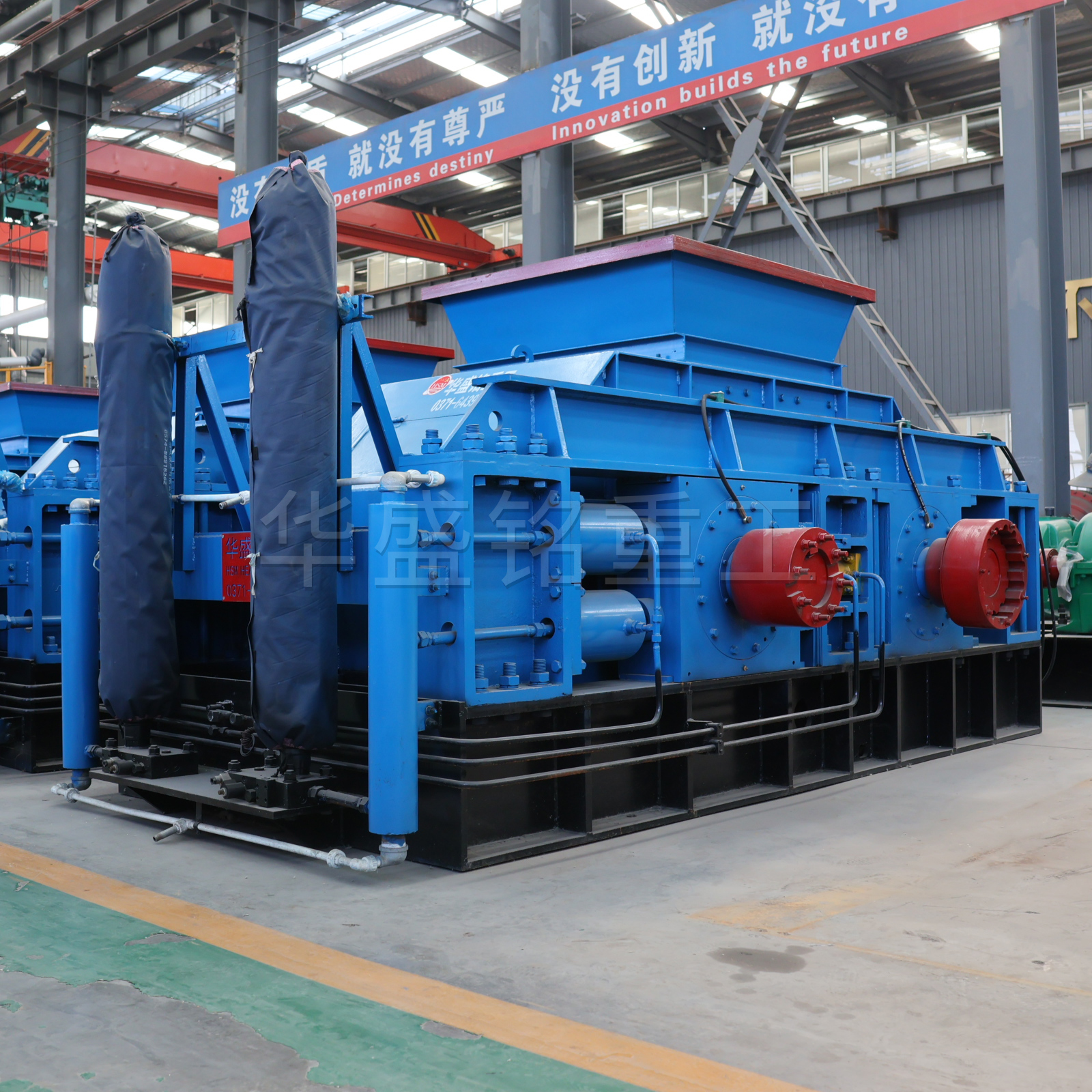 河卵石制砂可以嗎？砂質(zhì)怎么樣？河卵石制砂選哪種機(jī)器？